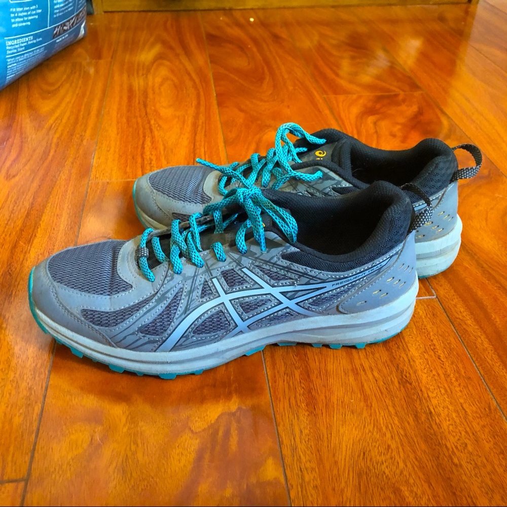 ASICS women’s trail running shoes